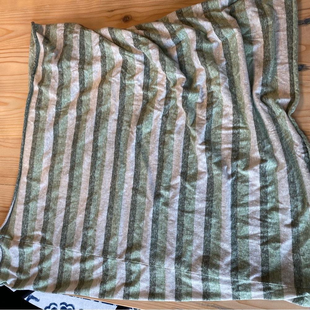 Green Gap Infinity Scarf - Great used condition